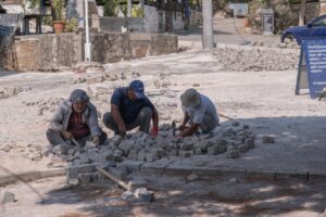 Mikaşist Taşı Döşeme: Estetik ve Dayanıklılık